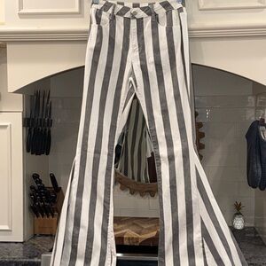 Chic Striped Super Flare Jeans in Black and White Medium